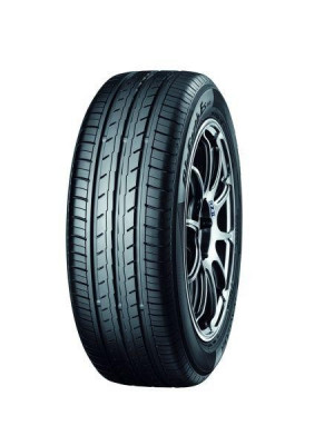 YOKOHAMA Rehvid R2457