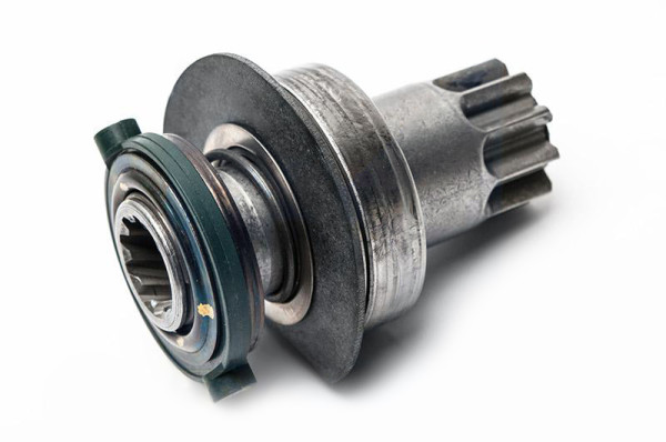 BOSCH laisvos eigos pavara, starteris 1 006 210 141
