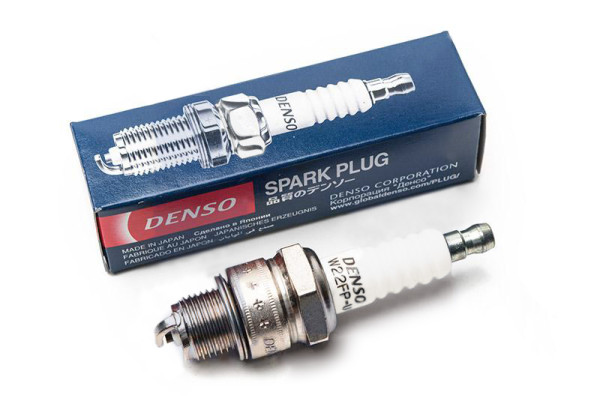 DENSO Süüteküünal W22FP-U