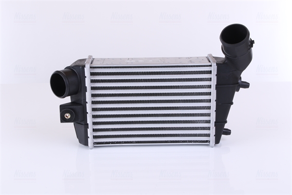 NISSENS Intercooler 96698