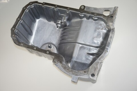 TECHPARTS Oljetråg LTD-058103603A